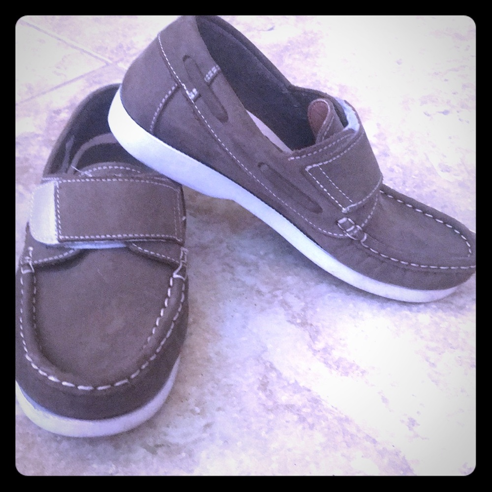 Boy leather dress shoes
